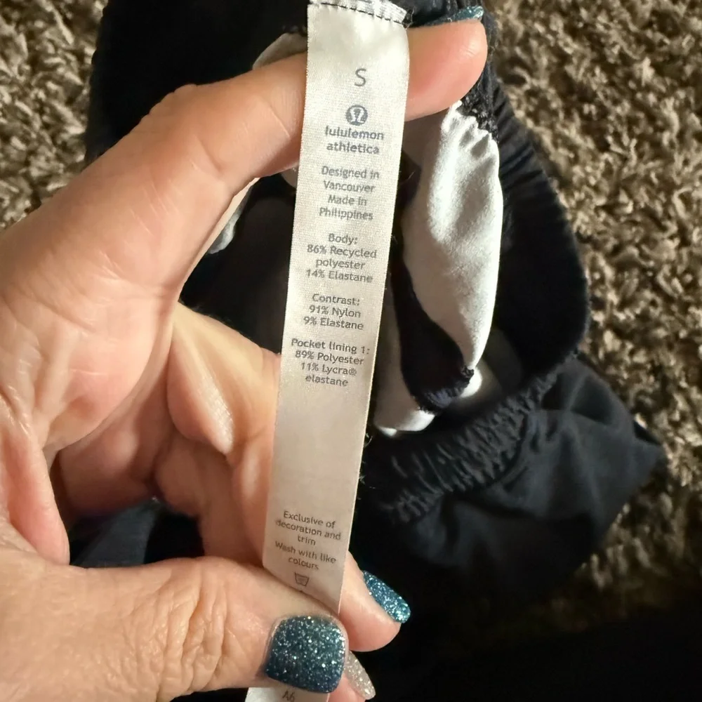 lululemon athletica sleek versatile